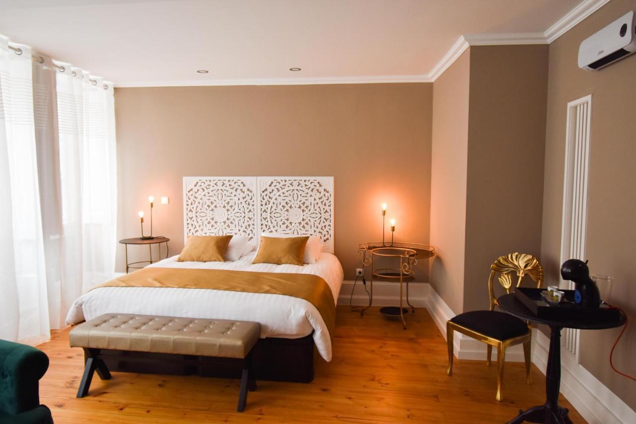 Charme 19 Bed & Breakfast Coimbra Bagian luar foto
