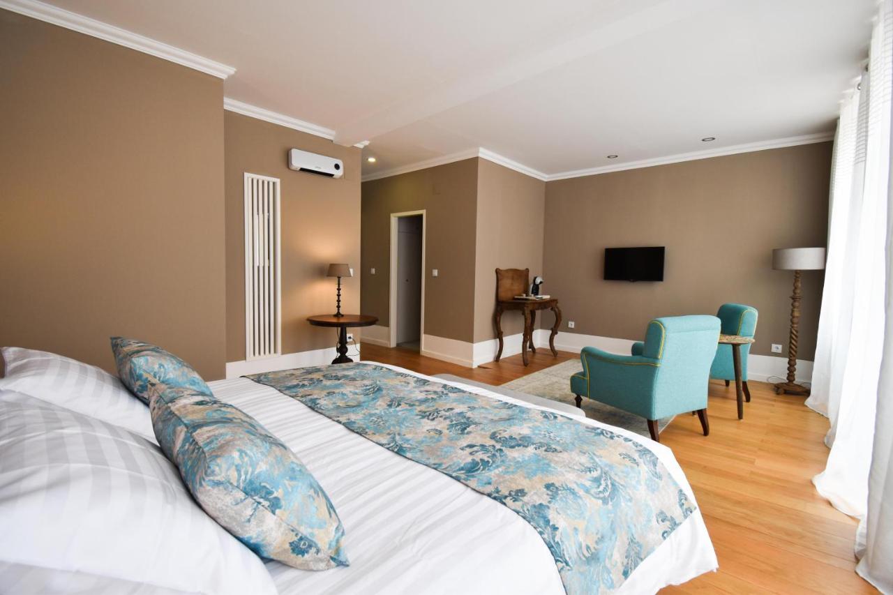 Charme 19 Bed & Breakfast Coimbra Bagian luar foto