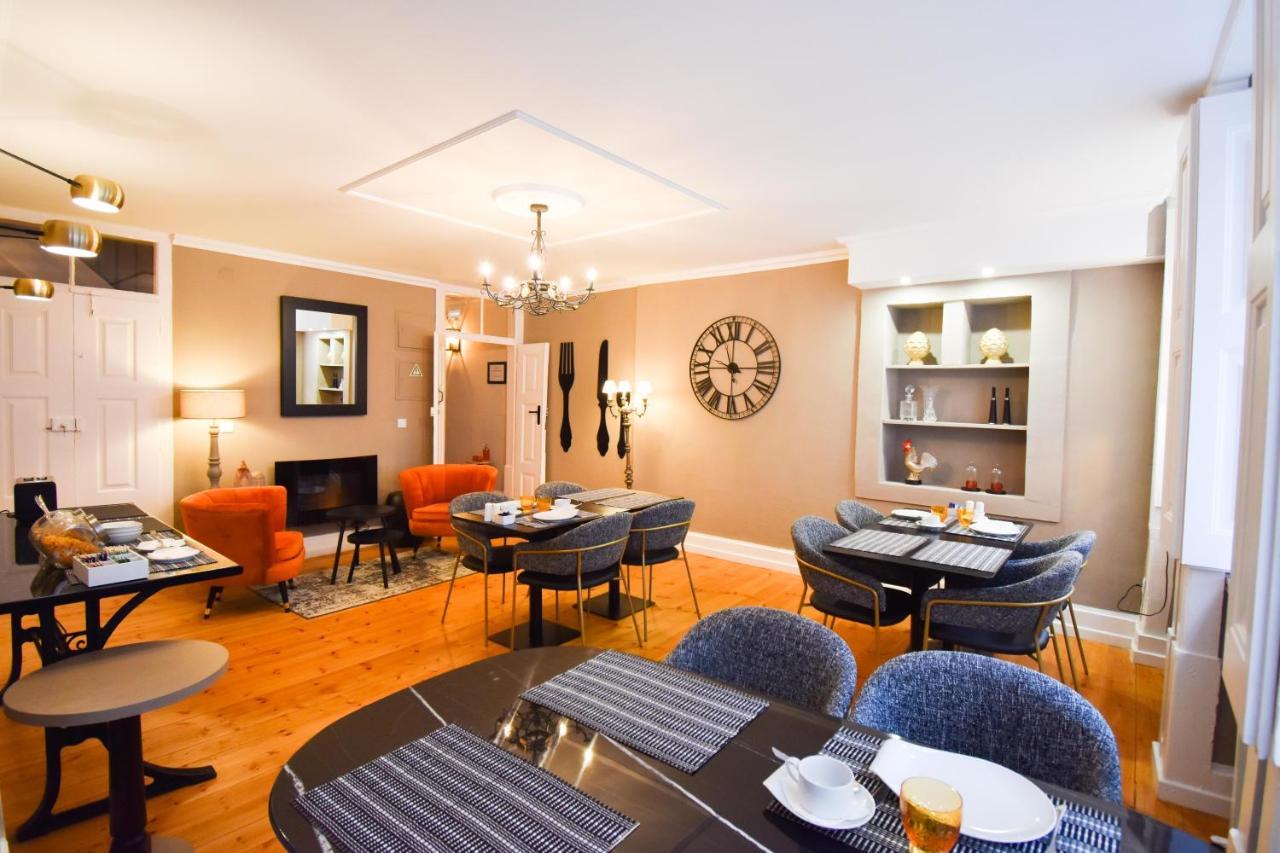 Charme 19 Bed & Breakfast Coimbra Bagian luar foto